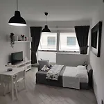Mamba House - 200 Mt Dal Mare Terracina