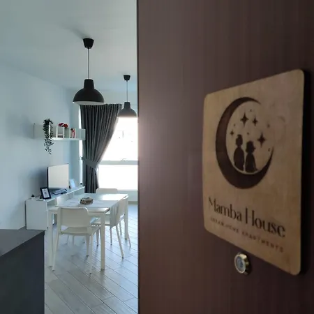 Mamba House - 200 Mt Dal Mare