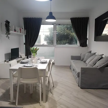 דירה Mamba House - 200 Mt Dal Mare טרצ'ינה